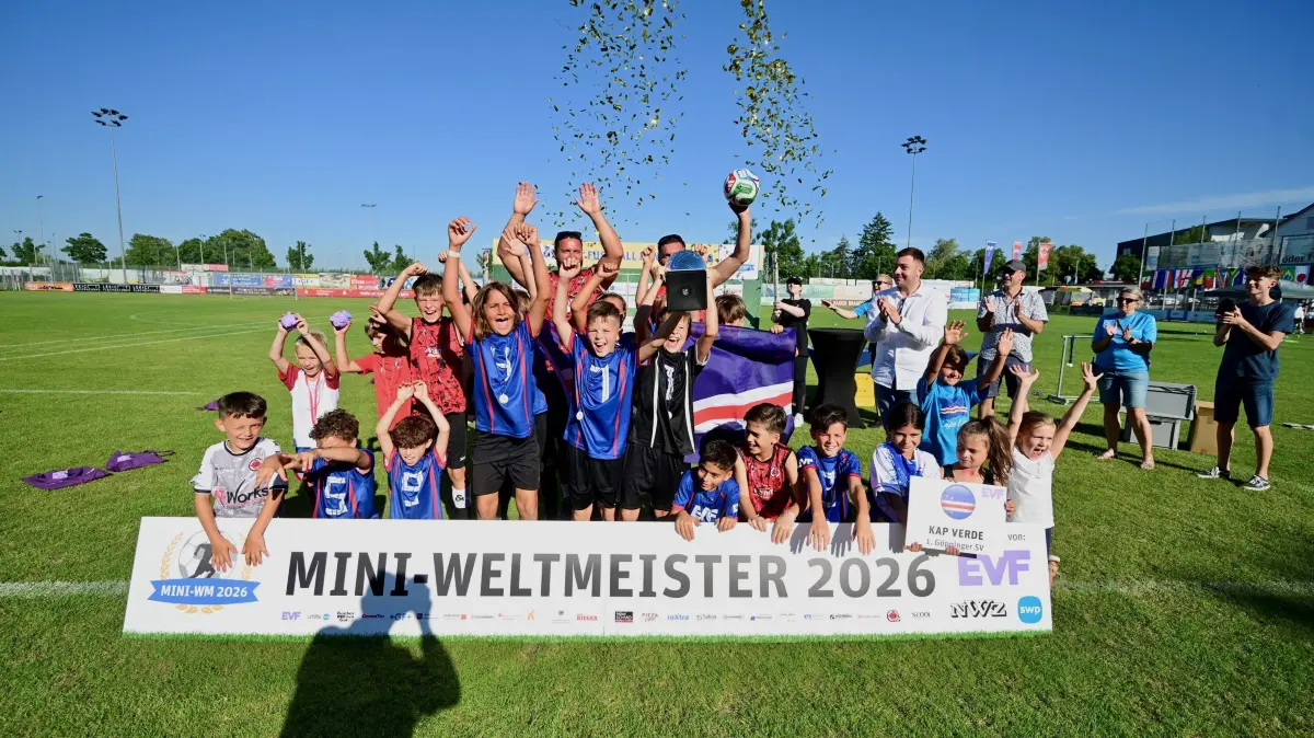 Mini WM in Göppingen , Göppinger Sv sichert sich in den Trikots von Kap Verde den Titel