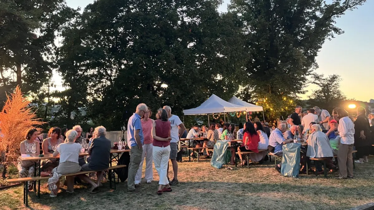 Beim Sommerfest des Deutsch-Französischen Instituts in Tübingen kamen Frankreichbegeisterte zusammen.