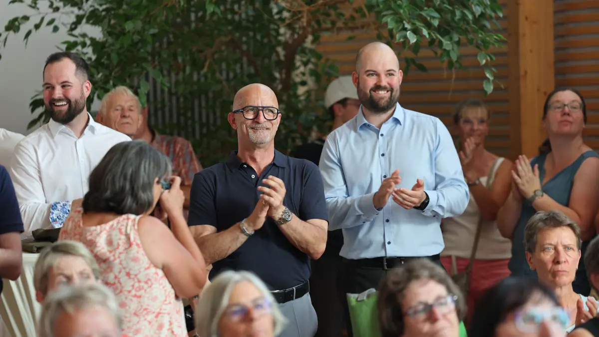 Liegen nach dem ersten Wahlgang in Front und gehen in die Stichwahl: Erik Knobloch (rechts) und Mathias Koch.