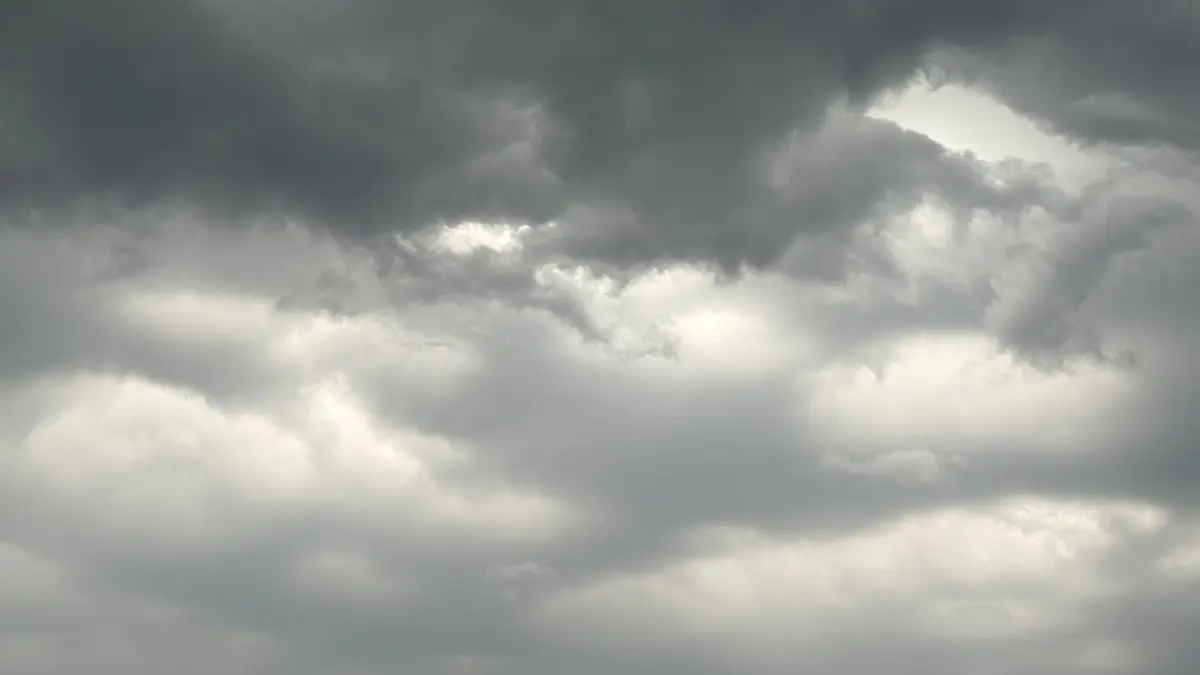 Dunkle Wolken über dem Zollernalbkreis: Der Wetterdienst erwartet Gewitter.
