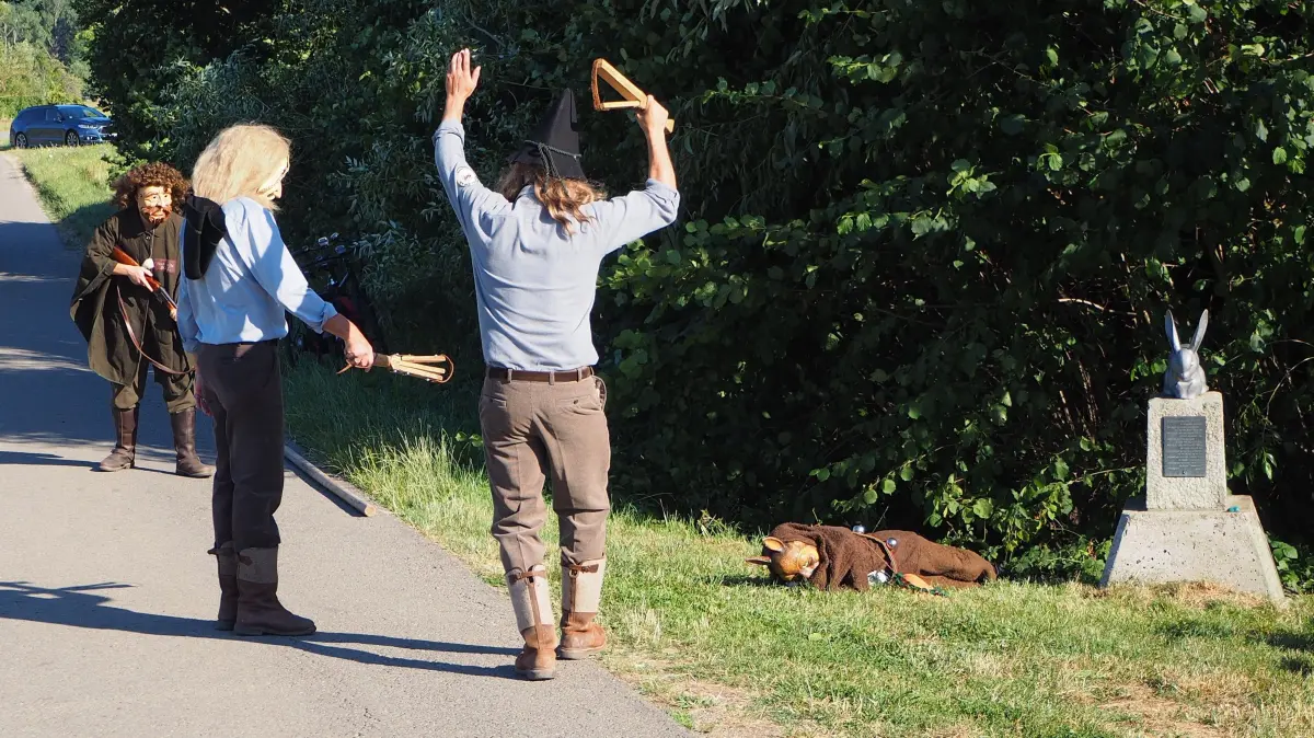 Wo liegt der Hase? Die historische Treibjagd wurde beim Fest nachgespielt.