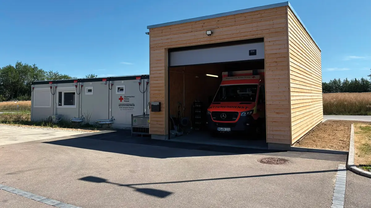 Illerberg Sellplatz Rettungswagen Einweihung Rotes Kreuz