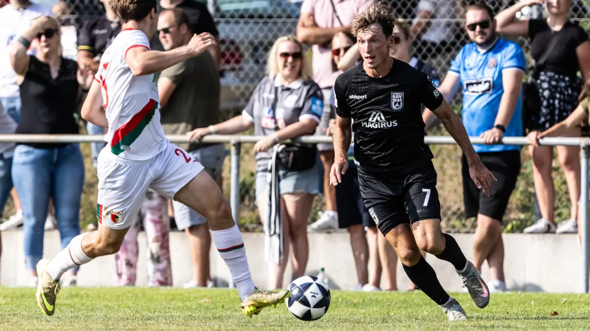 SSV Ulm 1846 vs. FC Augsburg II, Fußball, Testspiel, Saison 2026/2027, 14.07.2026: 7 Benjamin Goller (SSV Ulm 1846 Fußball)
SSV Ulm 1846 vs. FC Augsburg II, Fußball, Testspiel, Saison 2026/2027, 14.07.2026
Foto: Eibner-Pressefoto/Lucca Fundel