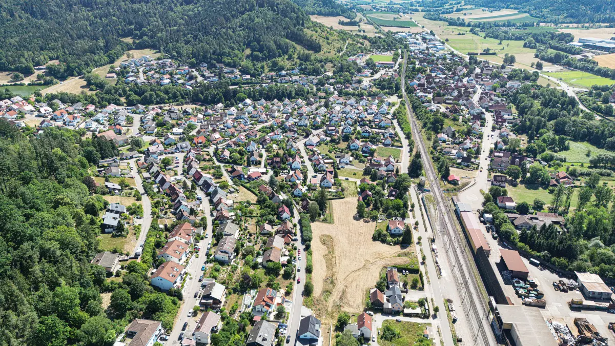 Der Ortskern von Fichtenberg von oben mit Blick Richtung Gaildorf