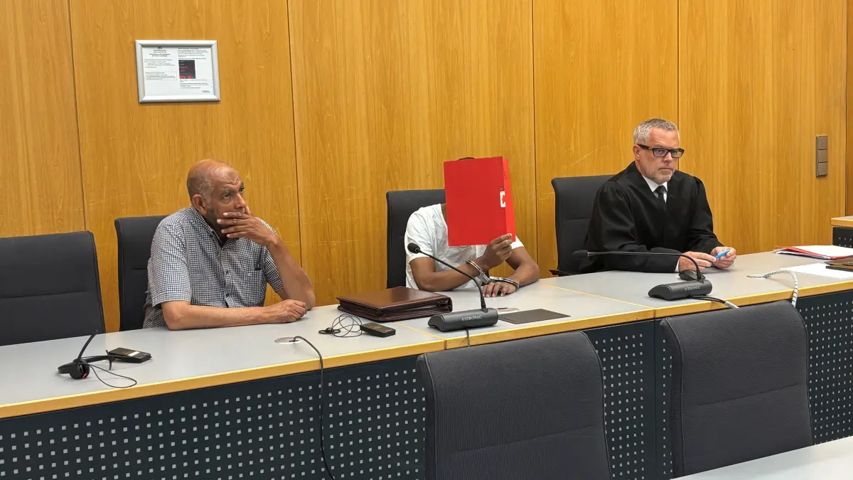 Prozessauftakt: versuchter Mord im Media Markt, 30-Jähriger aus Eritrea steht vor dem Landgericht Ulm