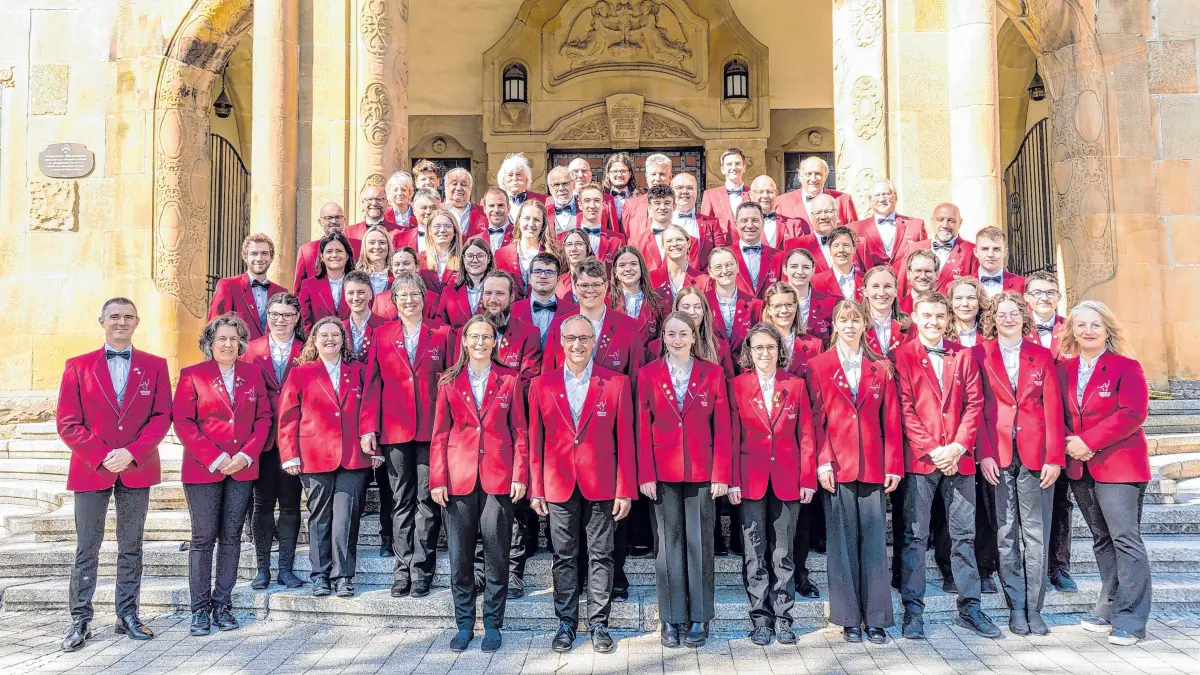 225 Jahre Städtisches Orchester AlbstadtfrüherheuteFoto: Privat⇥Honorarfrei