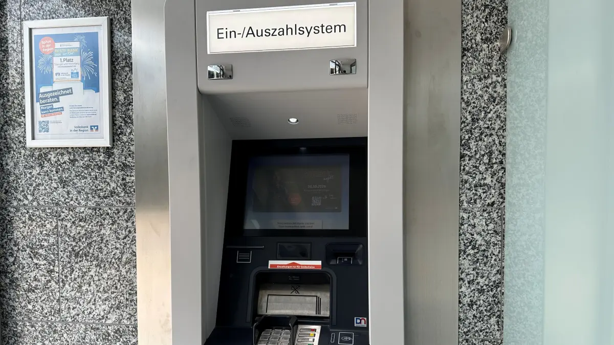 In Obernheim der wunde Punkt bei der Geldversorgung: Der Bankautomat sperrt sich regelmäßig, wenn etwas mit den Einzahlungen nicht passt. Jetzt schafft die Volksbank Abhilfe.