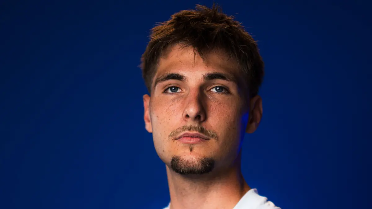 Der FV Illertissen startet in die Saison der Fußball-Regionalliga Bayern 2026/27. Mit dabei: Ben Kronenberg, Nummer 4.