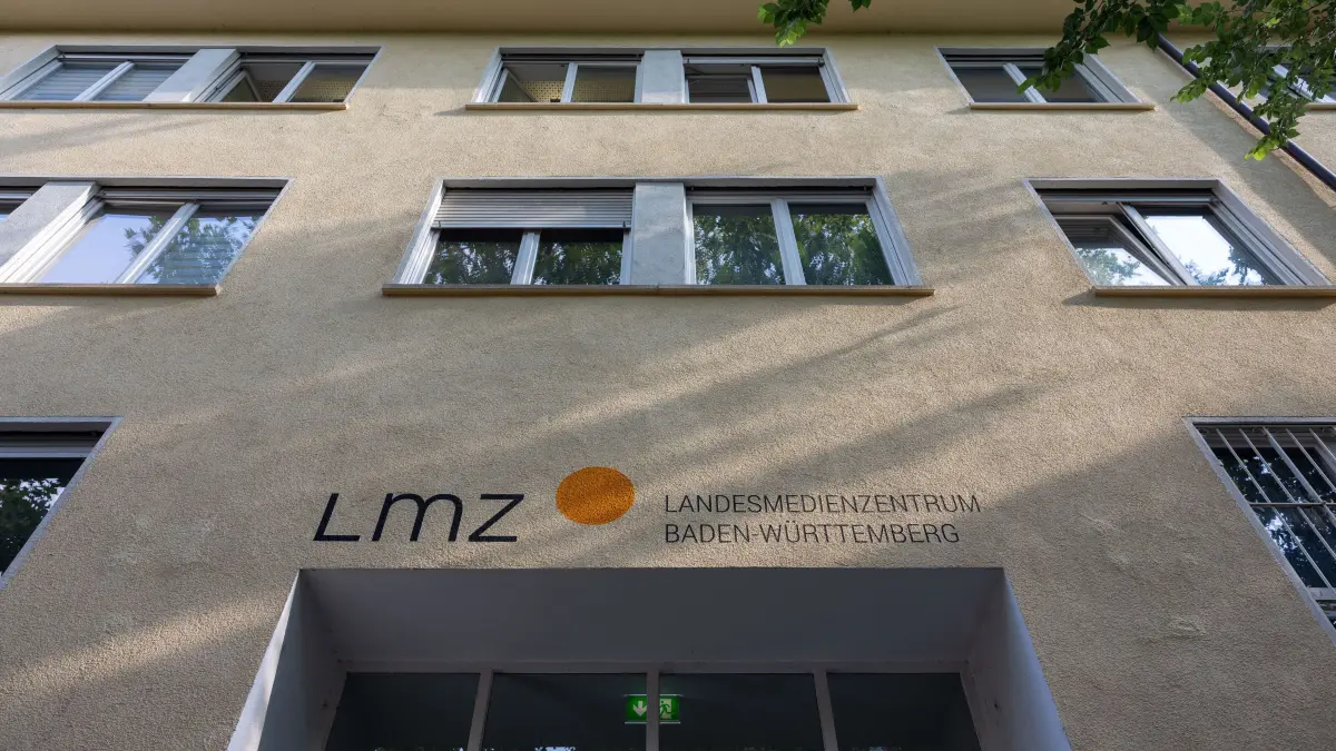 Im Stuttgarter Landesmedienzentrum saß das Geld locker - vor allem für private Anschaffungen.