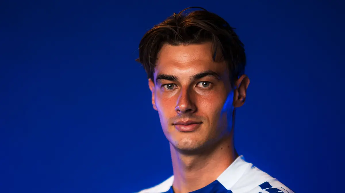 Der FV Illertissen startet in die Saison der Fußball-Regionalliga Bayern 2026/27. Eduard Heckmann, Nummer 23.