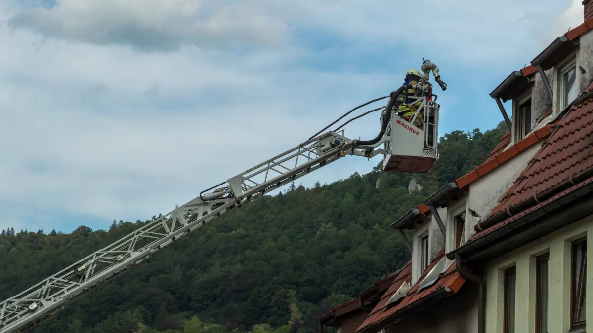 Ein Großeinsatz in der Ebinger Innenstadt beschäftigte die Feuerwehr am Donnerstagg über mehrere Stunden.