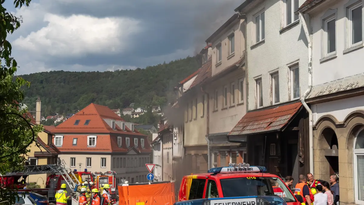 Ein Großeinsatz in der Ebinger Innenstadt beschäftigte die Feuerwehr am Donnerstagg über mehrere Stunden.