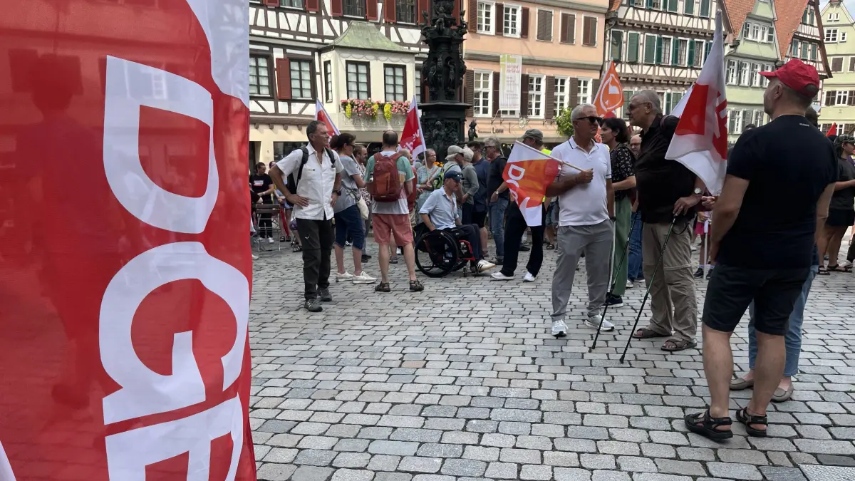Demo auf dem Tübinger Marktplatz: