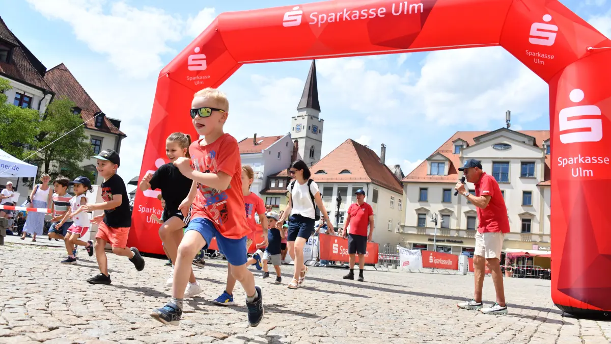 Die Kinder waren trotz Hitze mit Feuereifer dabei.