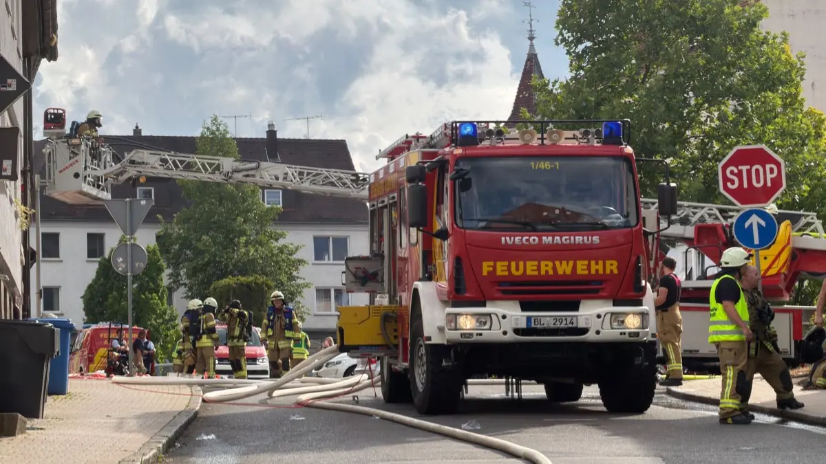 In einem Wohnhaus in Albstadt-Ebingen ist am Donnerstag ein Feuer ausgebrochen.
