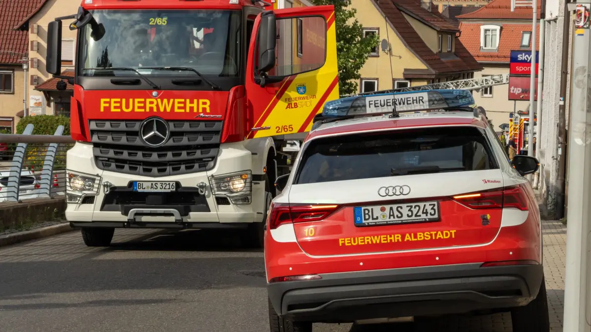 Ein Großeinsatz in der Ebinger Innenstadt beschäftigte die Feuerwehr am Donnerstagg über mehrere Stunden.