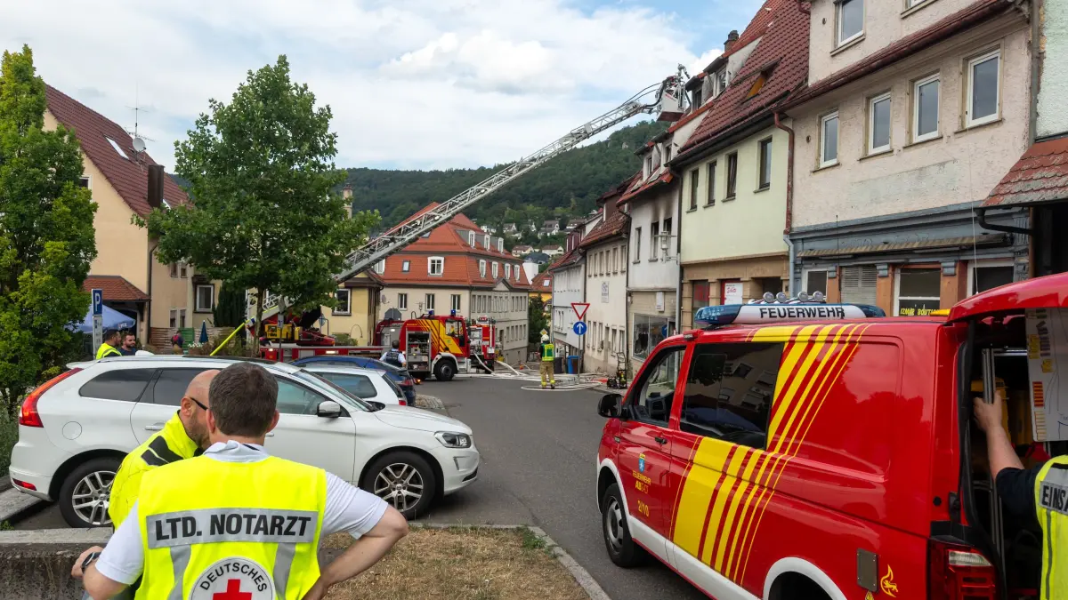 Ein Großeinsatz in der Ebinger Innenstadt beschäftigte die Feuerwehr am Donnerstagg über mehrere Stunden.