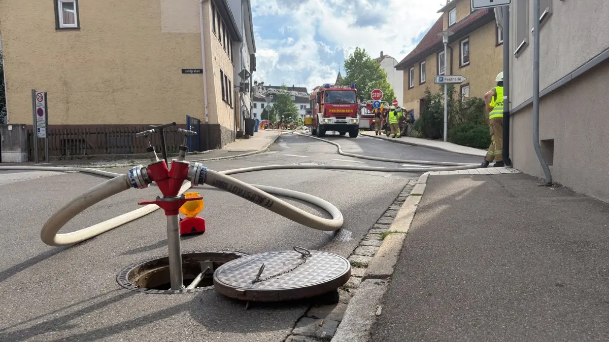 In einem Wohnhaus in Albstadt-Ebingen ist am Donnerstag ein Feuer ausgebrochen.