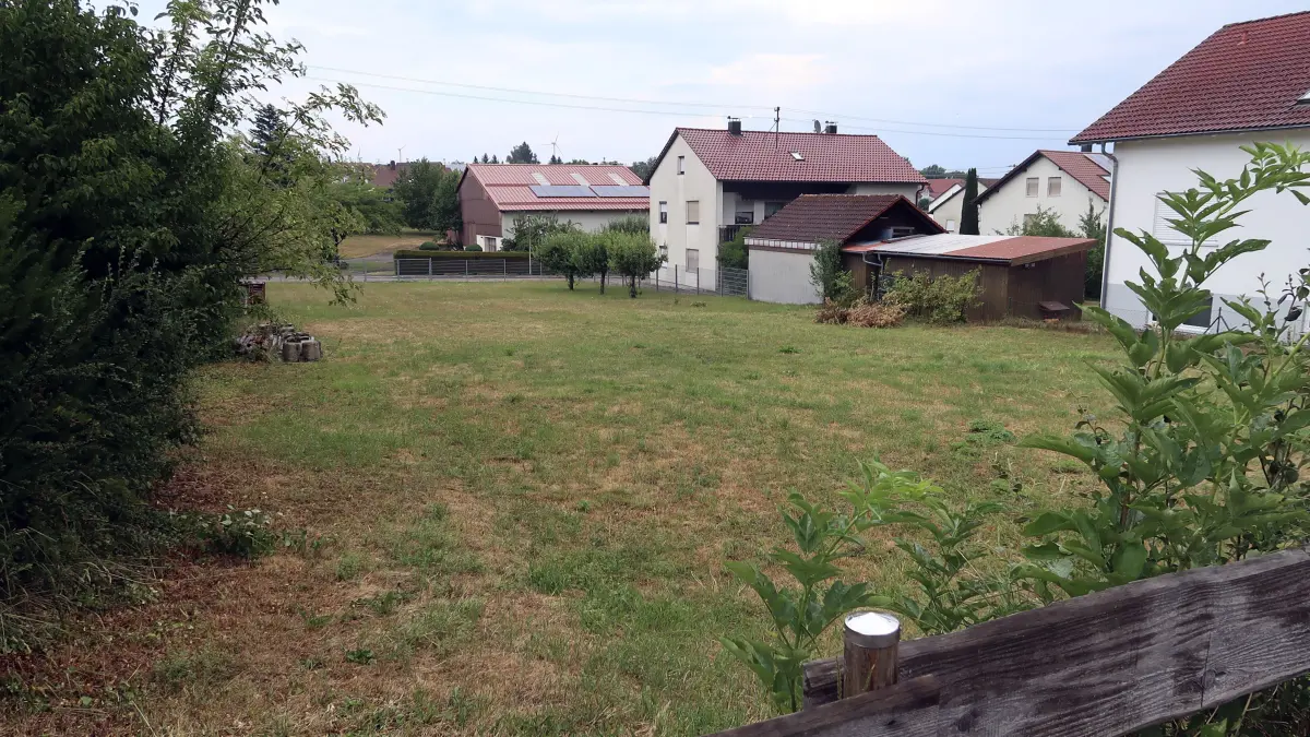Rund 80 Baulücken gibt es in Böhmenkirch. Auf diesem Grundstück in der Ostlandstraße wird bald eine geschlossen.