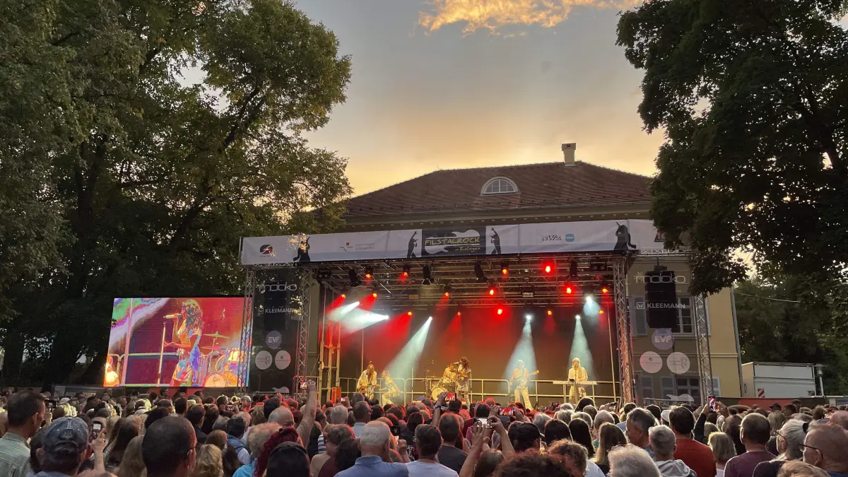 Fünf Mal wird von Ende Juli bis Ende August im Eislinger Schlosspark gerockt.