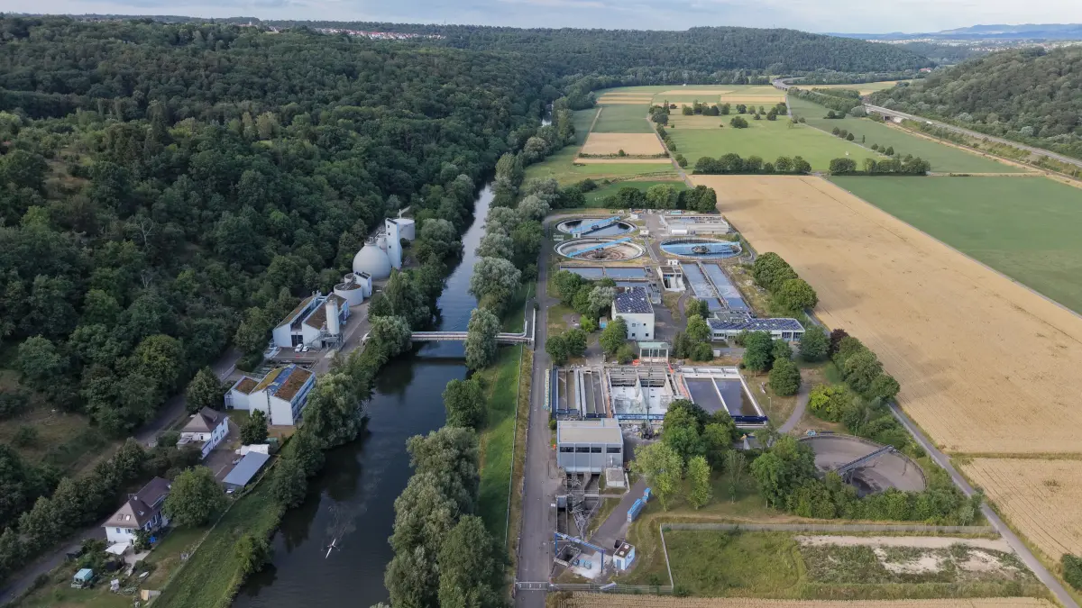 Tübingen Lustnau Weiherhalde Kläranlage Klärwerk Neckar Luftbild