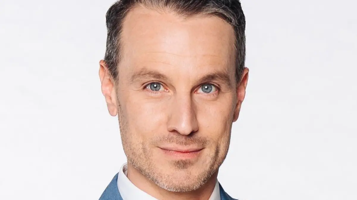 Maximilian nimmt Kilian sein wichtigstes Druckmittel und bringt damit das Machtverhältnis im Steinkamp-Zentrum ins Wanken.