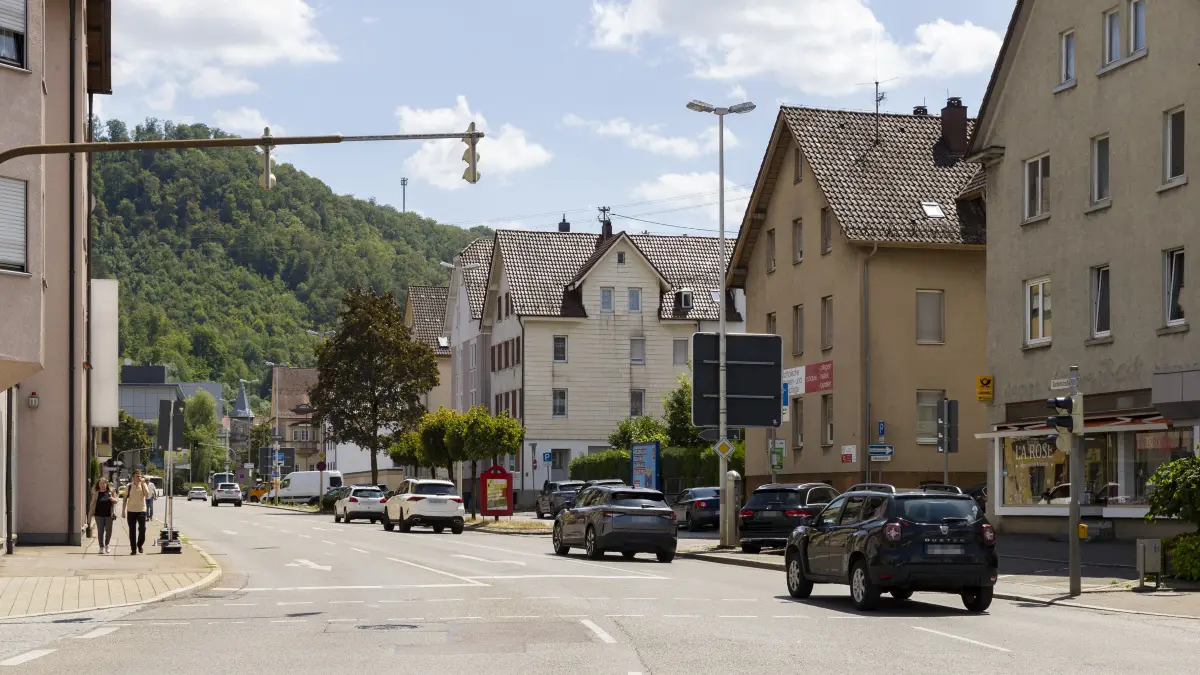 Geislingen, B10, soll auf eine Länge von 70 Metern zwischen Kreuzung Karlstraße und Christophstraße saniert werden