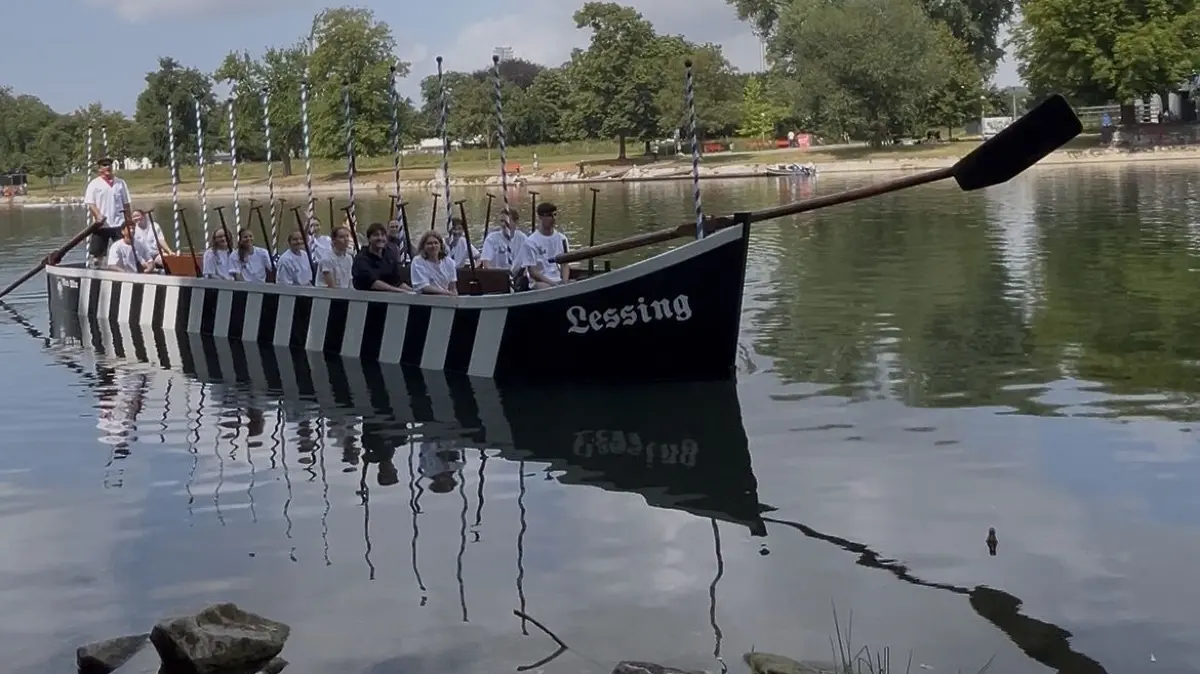 Die in Neu-Ulm von Schülern gebaute Lessing hat ihre erste Fahrt erfolgreich absolviert.