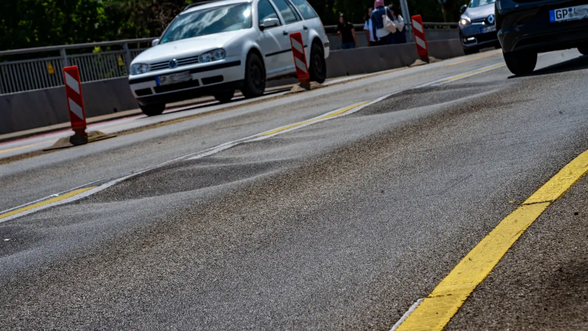 Göppingen Jebenhäuser Brücke Zustand Fahrbahn