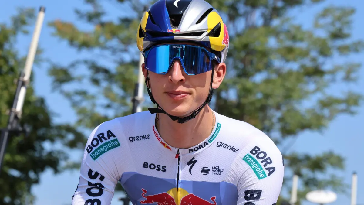 Tour de France 2026 - UCI Cycling Race: Tour de France 2026 - UCI Cycling Race Pierre Teyssot/MAXPPP Tour de France 2026 - UCI Cycling Race. Thonon Les Bains, France on July 20, 2026. Florian Lipowitz GER Red Bull - BORA - hansgrohe is seen preparing the tomorrow Individual Time Trial, 16th stage of the 113th edition of the Tour de France cycling race, 26,1 km between Evian and Thonon Les Bains. Pierre Teyssot / Maxppp Thonon Les Bains Haute-Savoie France PUBLICATIONxNOTxINxFRAxBELxSUIxUK Copyright: xMAXPPPxPierrexTeyssotx TEY65809 TEY65809