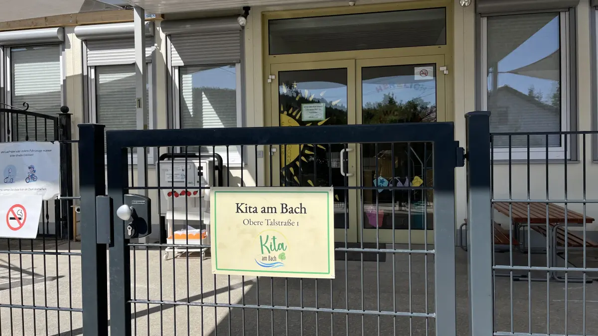 In Renfrizhausen hat die Kita am Bach eine Außenstelle – im ehemaligen Bürogebäude der Firma Dreher. Das sorgt für Entzerrung in der Gesamtstadt Sulz, wenn es um Kindergartenplätze geht.