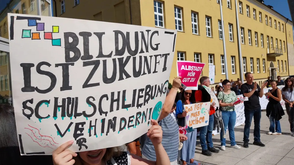 Albstadt erlebte am Donnerstagabend eine denkwürdige Sitzung des Gemeinderats. Entschieden wurde über das Bildungsnetzwerk im Talgang – in geheimer Abstimmung.