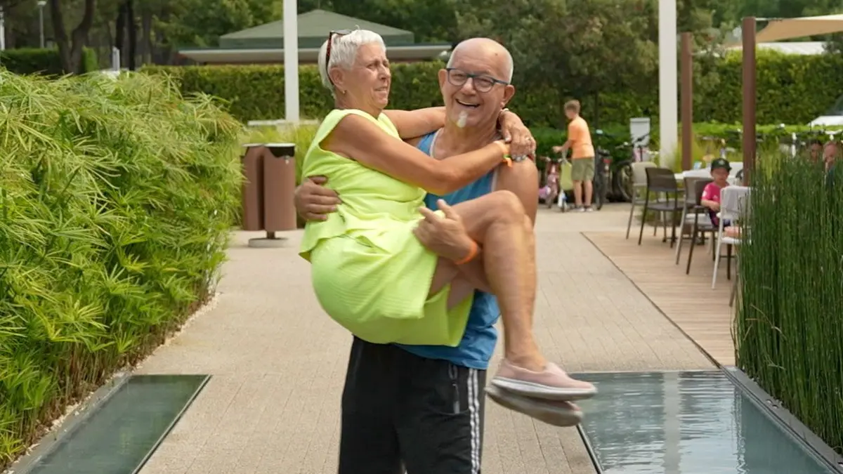 Bei „Bella Italia – Camping auf Deutsch“ plant Christine eine romantische Nacht mit Hannes.