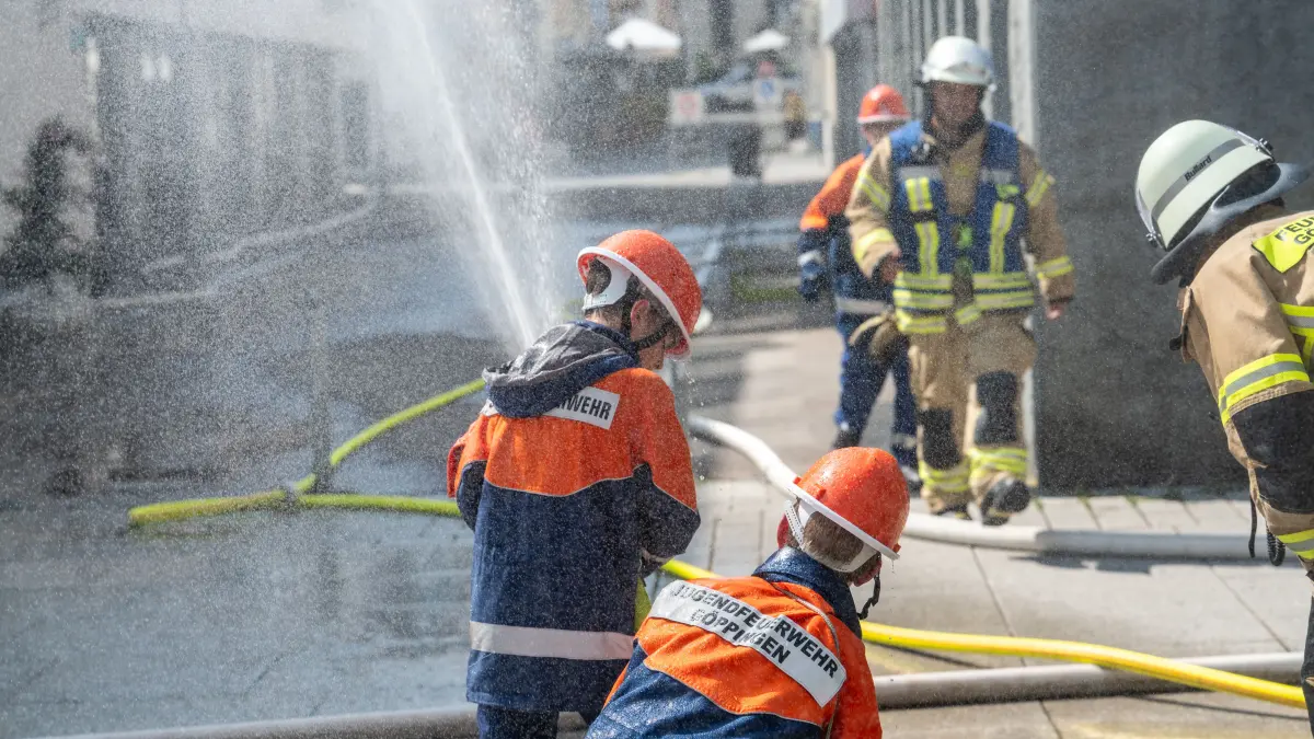 Göppingen Marktplatz Feuerwehr Übung Hauptübung