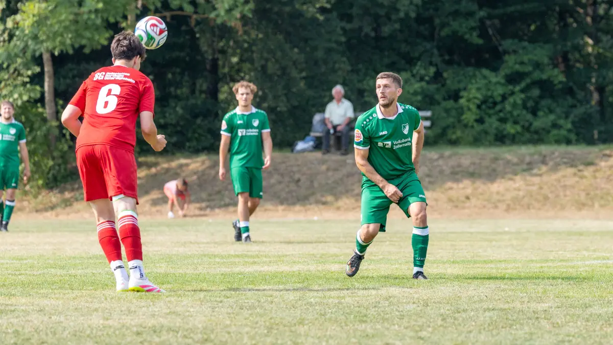 SGM Heinstetten/Hartheim/Unterdigisheim - FC Winterlingen, Fussball DB Regio WVF-Pokal, Finale, Saison 2026/2027, 26.07.26: Noah Karle (SGM Heinstetten/Hartheim/Unterdigisheim, #06) Kopfball
SGM Heinstetten/Hartheim/Unterdigisheim - FC Winterlingen, Fussball DB Regio WVF-Pokal, Finale, Saison 2026/2027, 26.07.26
Foto: Eibner-Pressefoto/Jäger Kirsten
