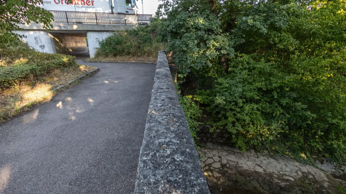 Uhingen Brücke Butzbach Bünzwanger Straße Durchgang Kirchheimer Str.