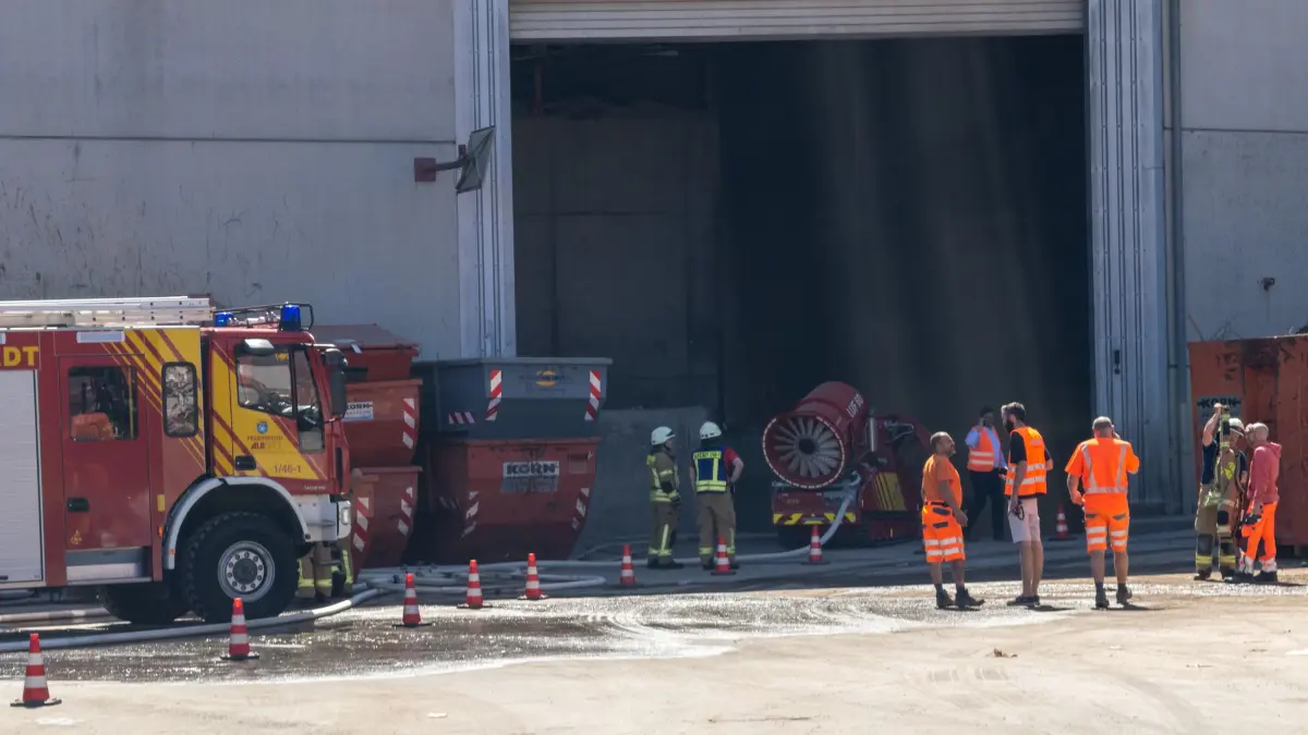 Die Freiwillige Feuerwehr Albstadt war am Dienstagvormittag bei der Firma Korn Recycling in Ebingen im Einsatz.