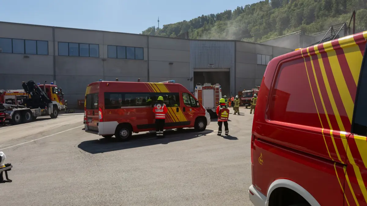 Die Freiwillige Feuerwehr Albstadt war am Dienstagvormittag bei der Firma Korn Recycling in Ebingen im Einsatz.
