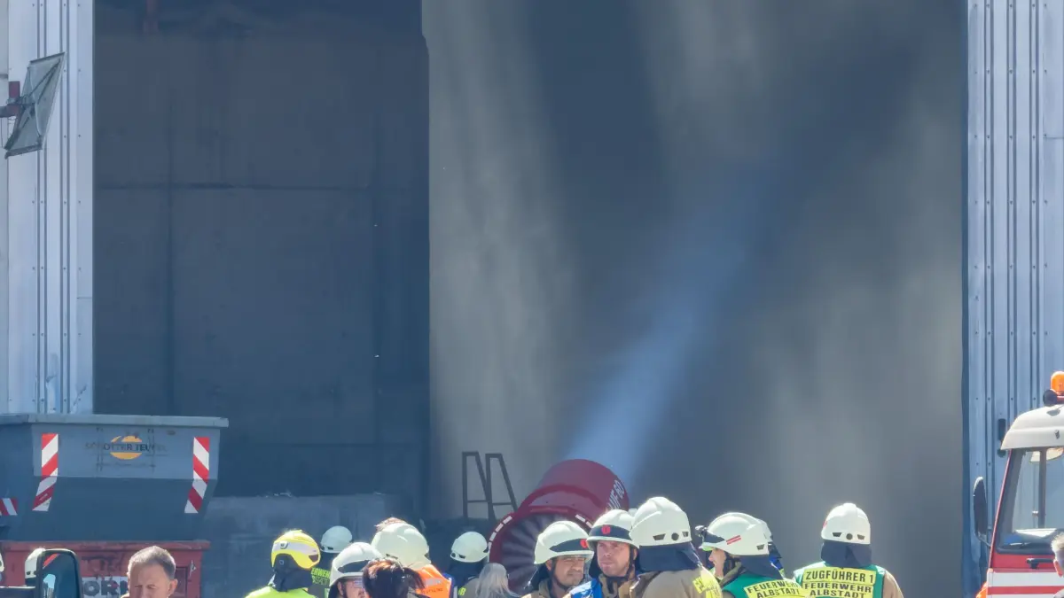 Die Freiwillige Feuerwehr Albstadt war am Dienstagvormittag bei der Firma Korn Recycling in Ebingen im Einsatz.