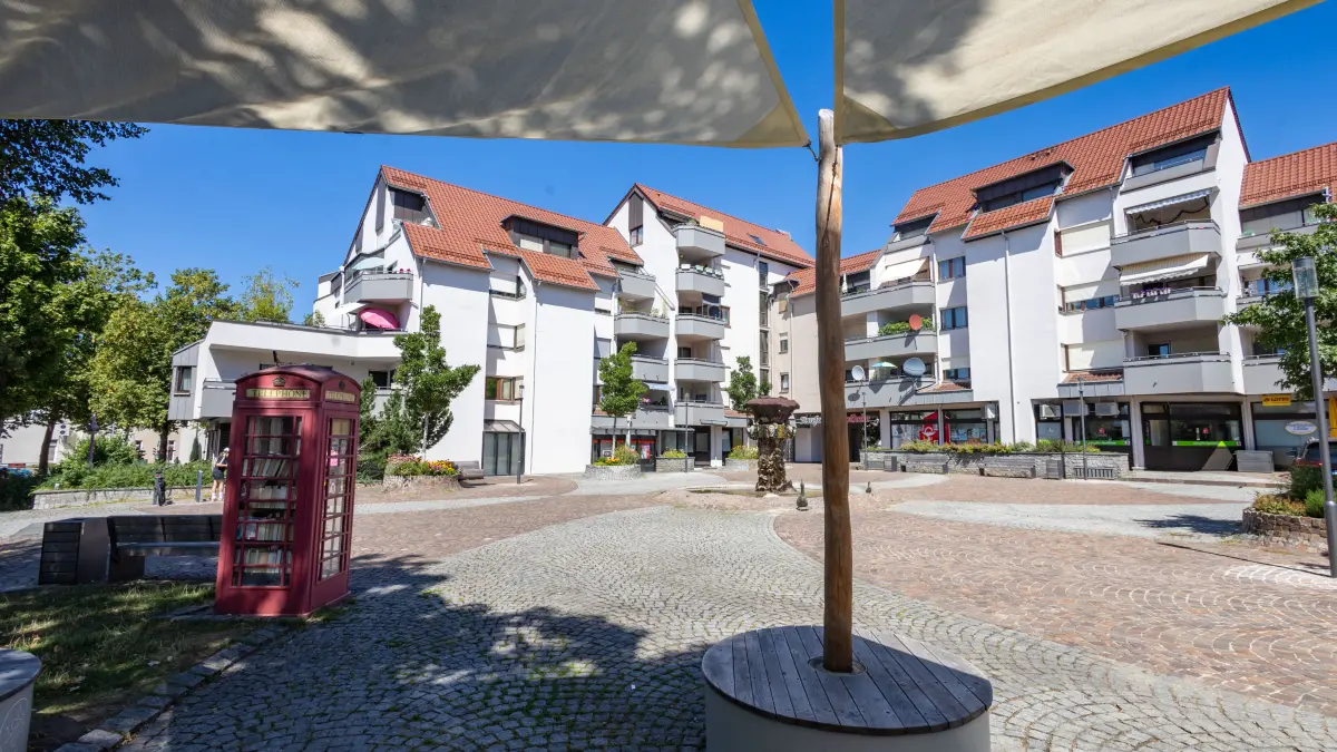Salach Marktplatz Sonnenschutz