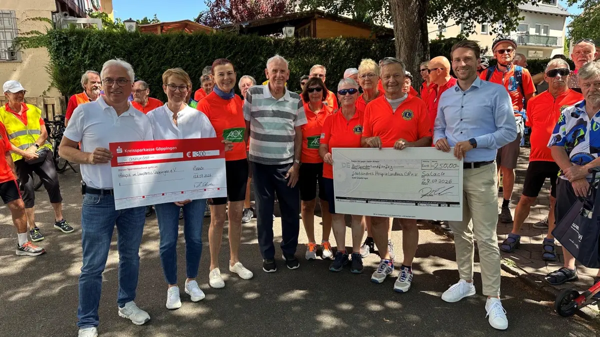 Tour de Kreisle Salach Einrichtungshaus Schuster mit Bürgermeister Dennis Eberle