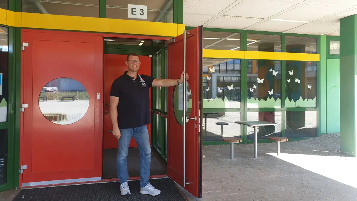 Udo Simmendinger, Leiter der Längenfeldschule in Ehingen
