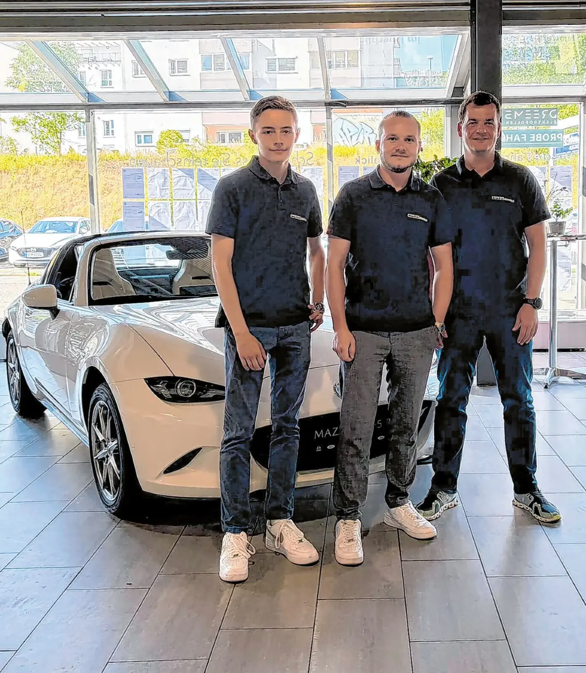 Das Verkaufsteam in Albstadt (v.l.n.r.): Niklas Rukwid, Sebastian Feldberger und Geschäftsführer Michael Dietz.