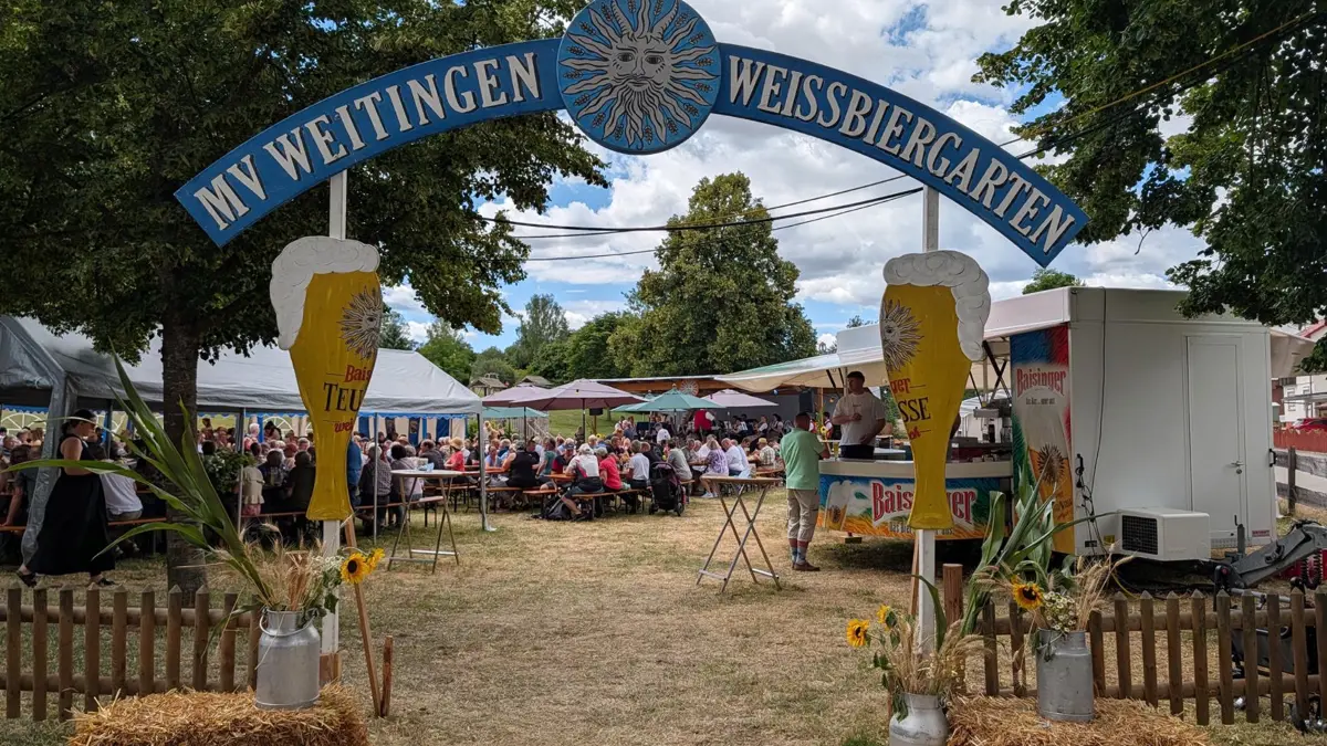 Ob im „Weißbiergarten“ des Weitinger Musikvereins oder beim „Kultbierfest“ der Eutinger Musikkapelle wird aus Geselligkeit und Genuss Bier getrunken. Bei der „Mosthockete“ der Göttelfinger Musiker dagegen steht ein anderes traditionelles Getränk im Vordergrund