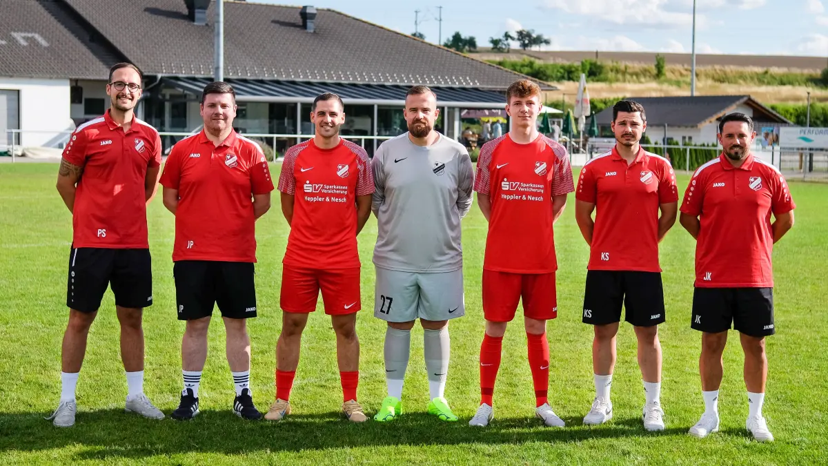 Die Neuen beim SV Eutingen (von links): Patrick Sautter, Jörg Pusch (beides Abteilungsleiter), Daniel Atis, Lars Wiedmann, Lenny Brendle, Kai Sieb (Co-Trainer) und Jule Katz (Trainer). Es fehlt: Max Riexinger.