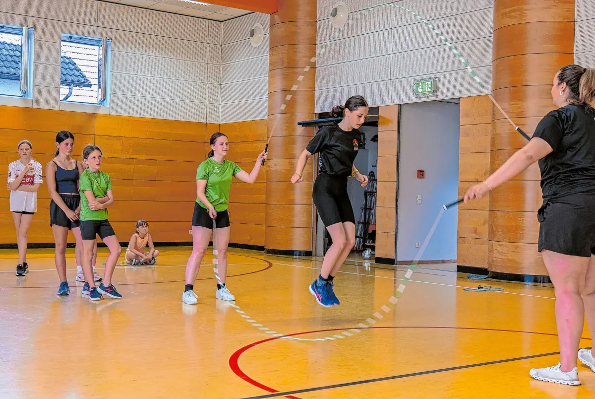 Die Proben für den Auftritt sind in vollem Gange und die Vorfreude groß: beim Heimatverein, Musikverein, Sportverein und allen, die beteiligt sind. ⇥Fotos: Hubertus Schmid