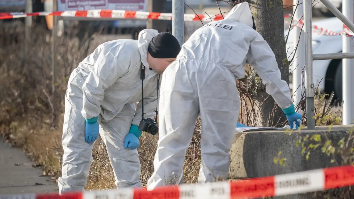 Ulm Polizeieinsatz Blaubeurer Straße Mediamarkt Schusswaffengebrauch Messer