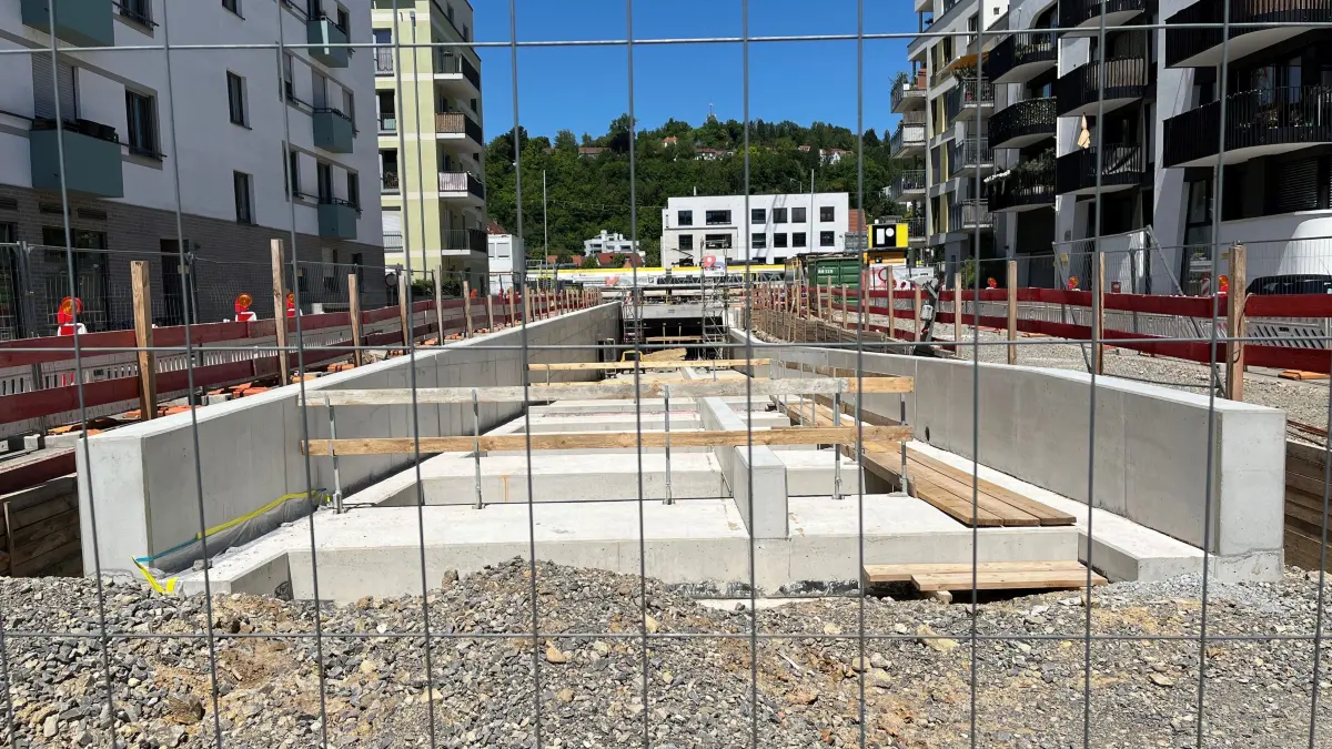 Die Unterführung am Güterbahnhof wird erst nächstes Jahr fertig.: Die Unterführung am Güterbahnhof wird erst nächstes Jahr fertig.