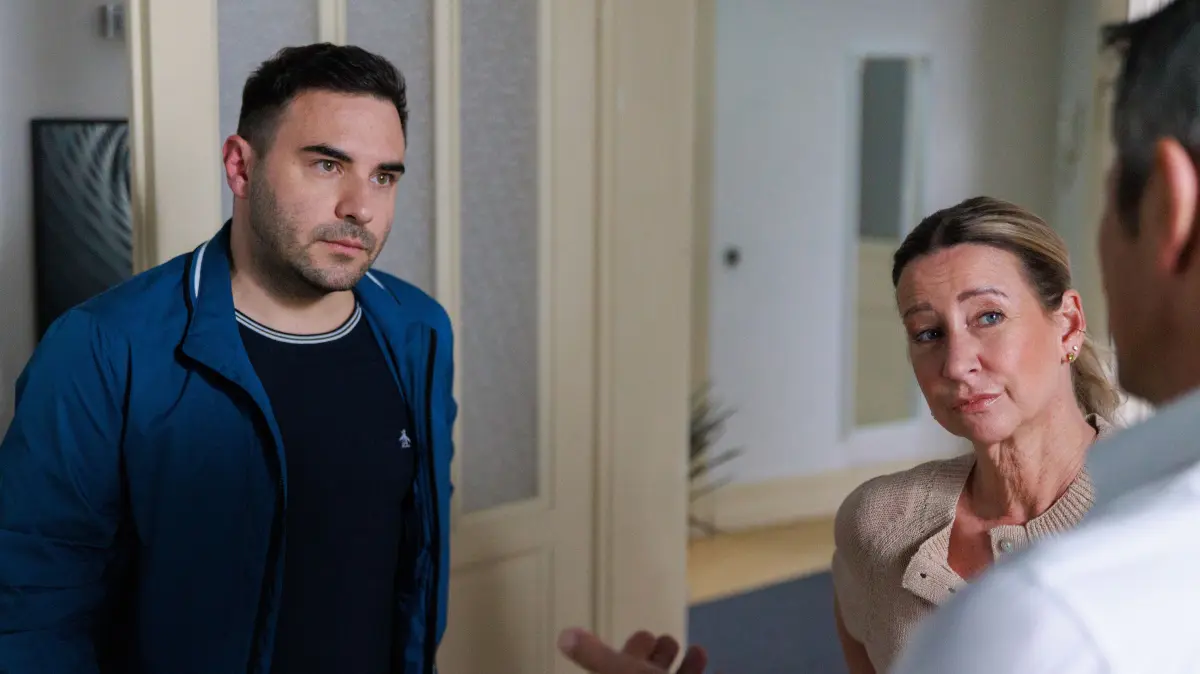 Lars Steinhöfel (l.) und Isabell Hertel gehören schon lange zu den "Unter uns"-Urgesteinen.