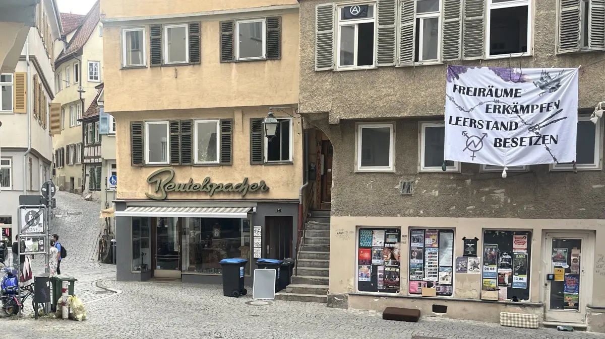 Hausbesetzung in Tübingen, Kronenstraße 3, Altstadt, besetztes Haus, Leerstand, Wohnraum,